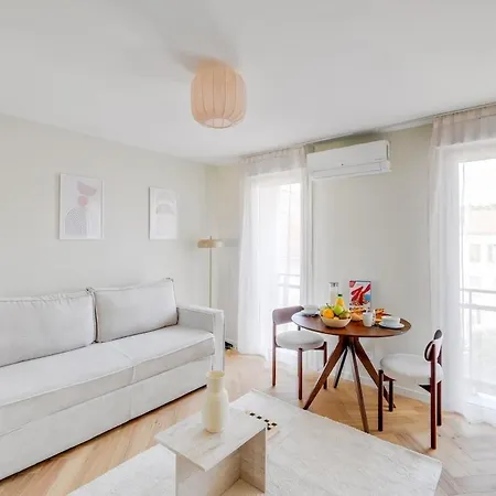 Cozy Cannes